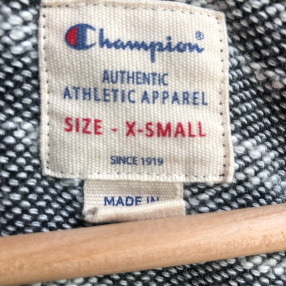 Champion thick long sleeve - Picture 2 of 4